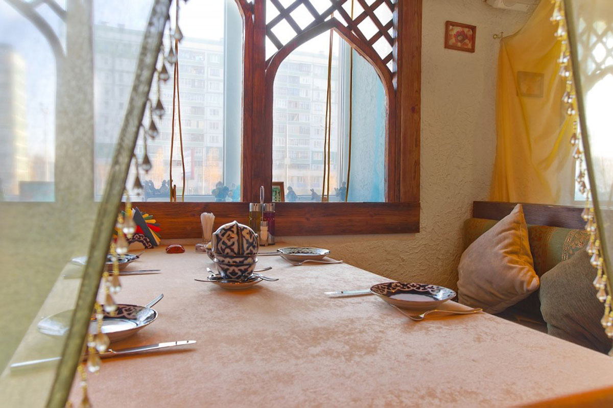 Зал на 30 человек — Рубаи на Амирхана