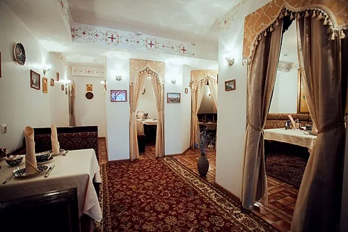 Зал на 30 человек — Рубаи на Амирхана