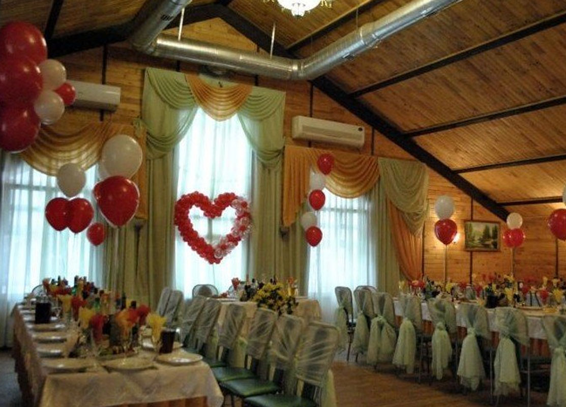 Зал на 130 человек — Смак на Адорадского