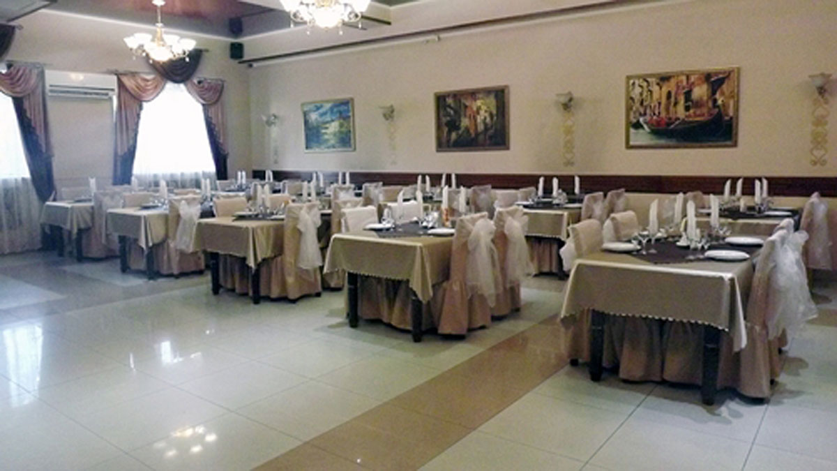 Основной зал — Double