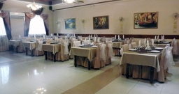 Основной зал