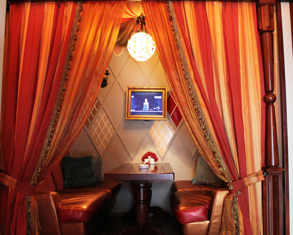 Основной зал — Аль Фахир