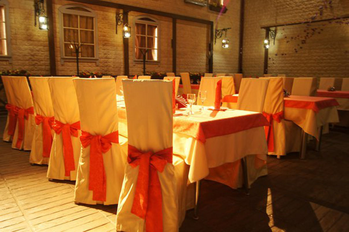 Основной зал — Кафе у Фонтана