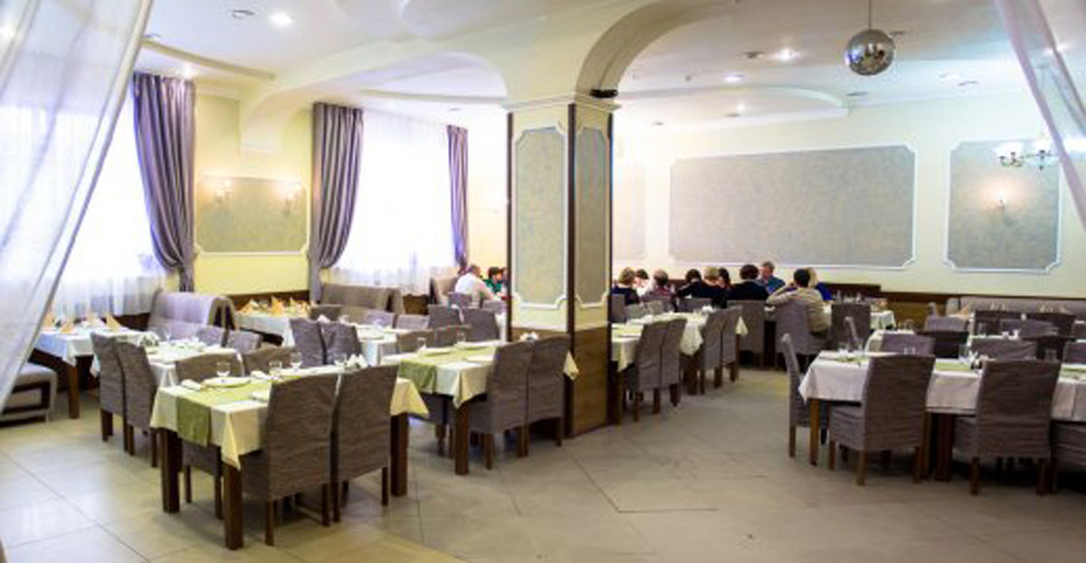 Основной зал — Березка