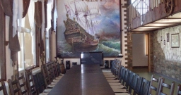 Основной зал