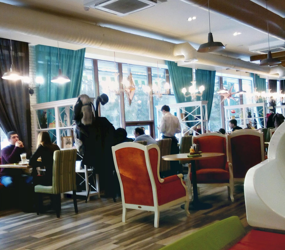 Основной зал — Густав Кафо