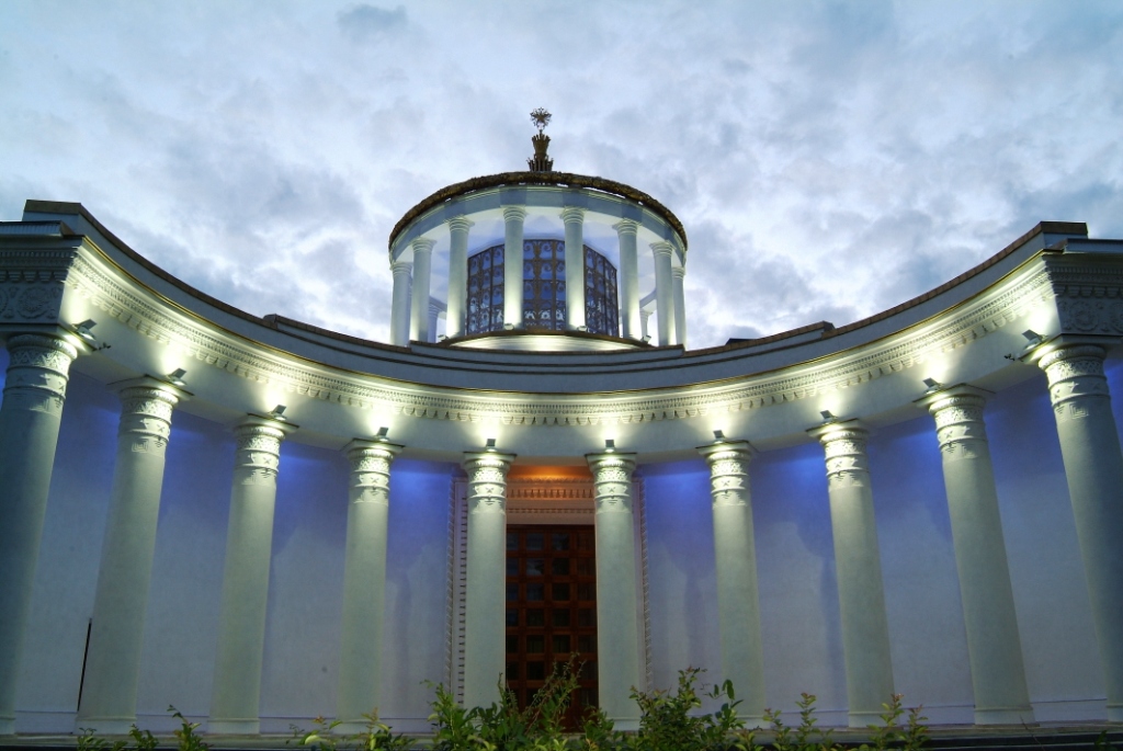 Банкетный зал Monplaisir — Банкетный зал    1 этаж, фото банкетного зала