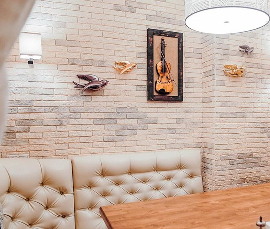 Основной зал — Кардамон