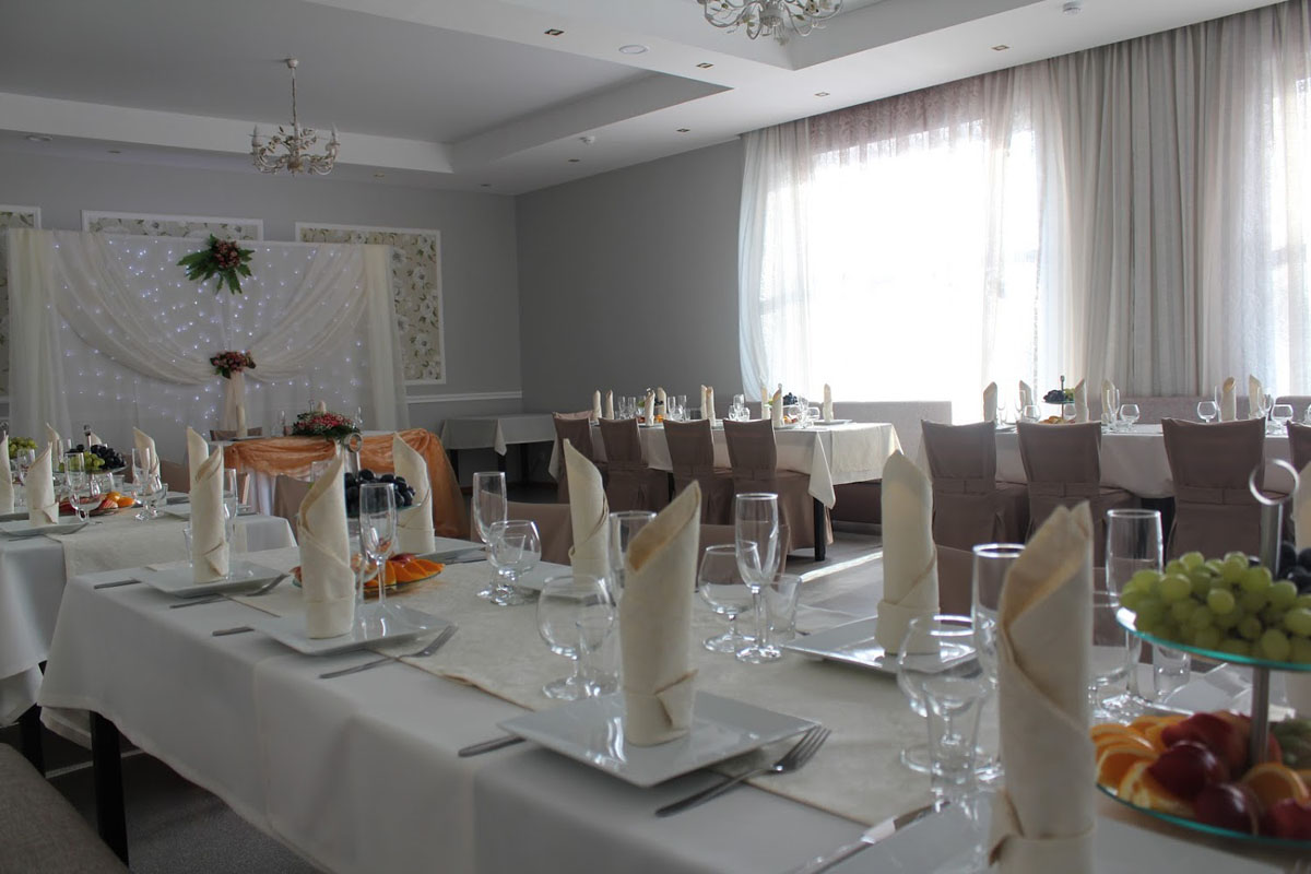 Основной зал — Аквилон