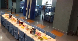 Основной зал