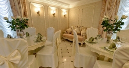 Коронный зал — интерьер зала