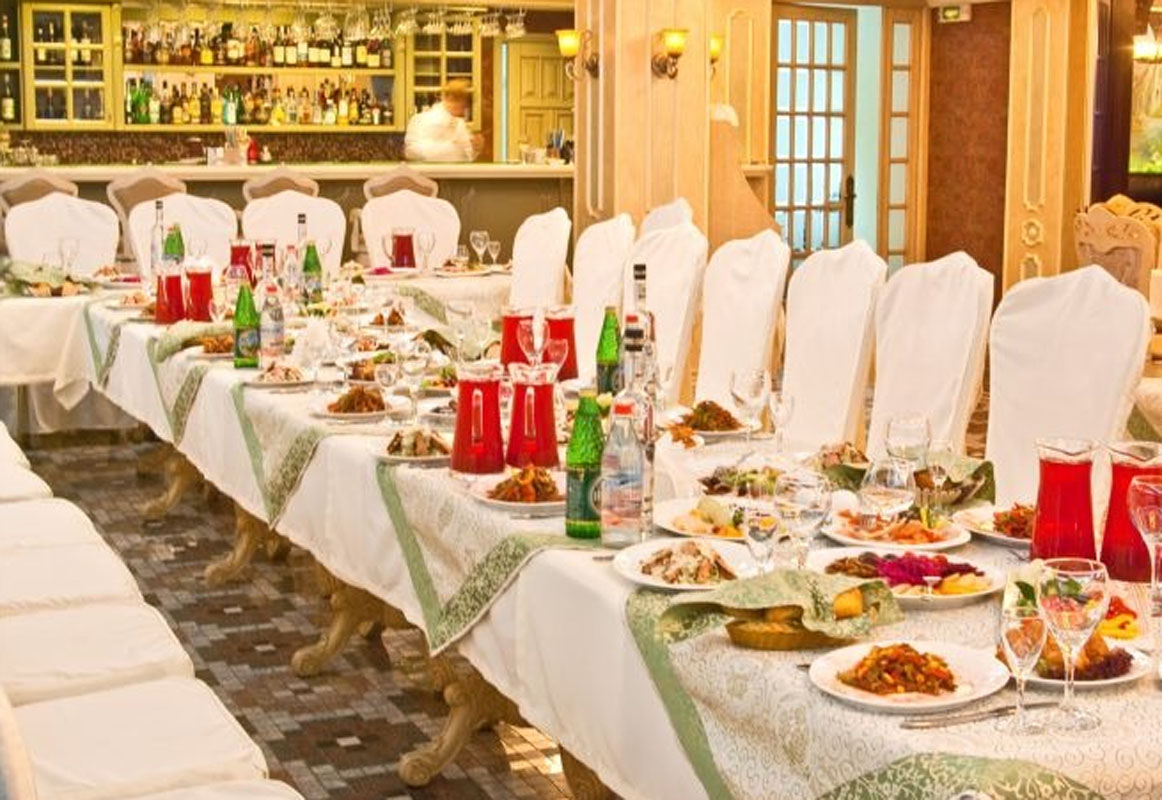 Романтический зал — Людовик