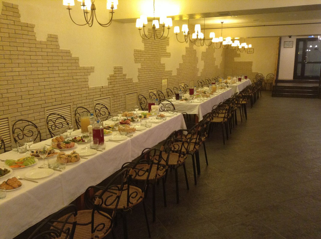 Зал на 100 человек — Вкусный Центр