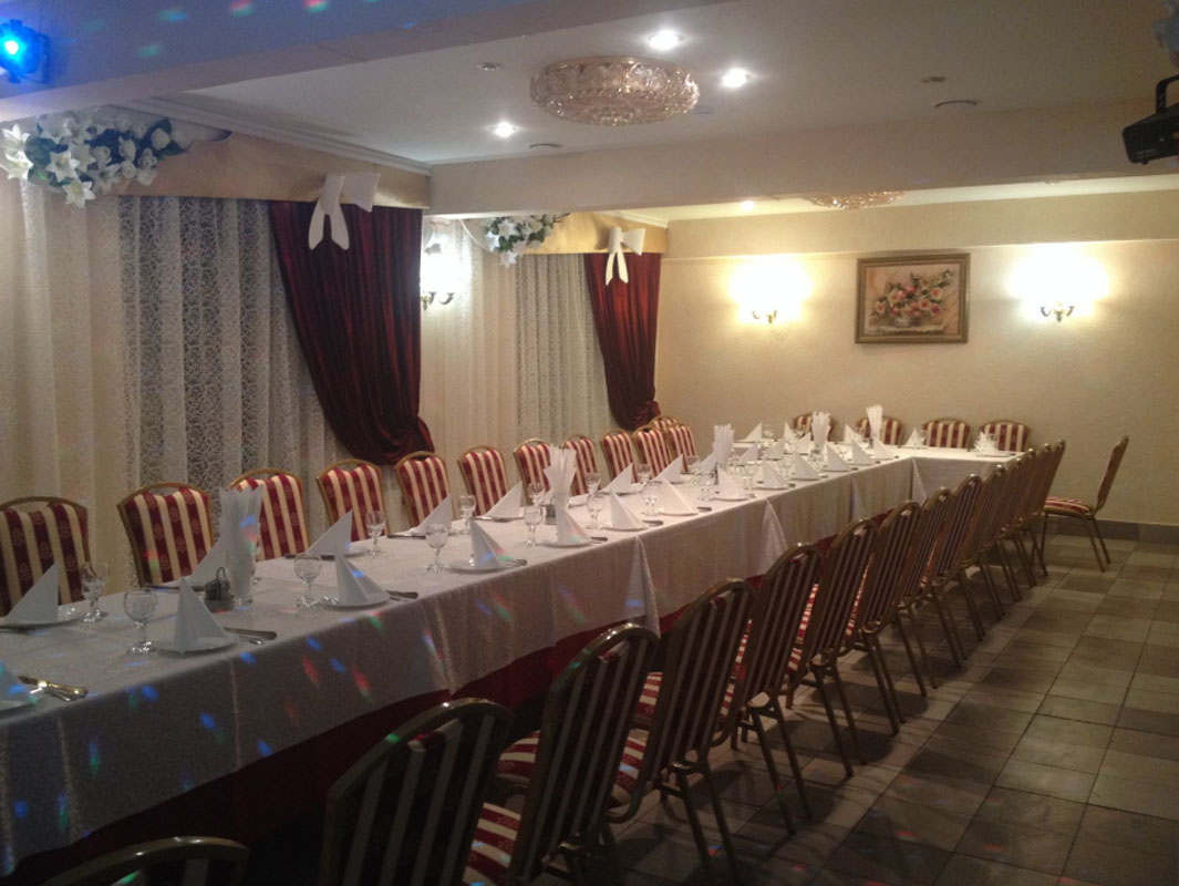 Основной зал — Астория