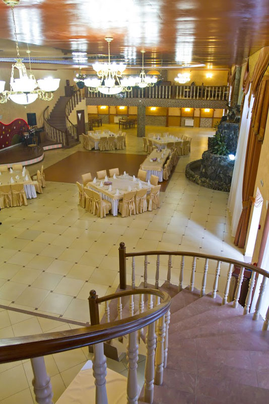 Основной зал — Ресторан Shalet