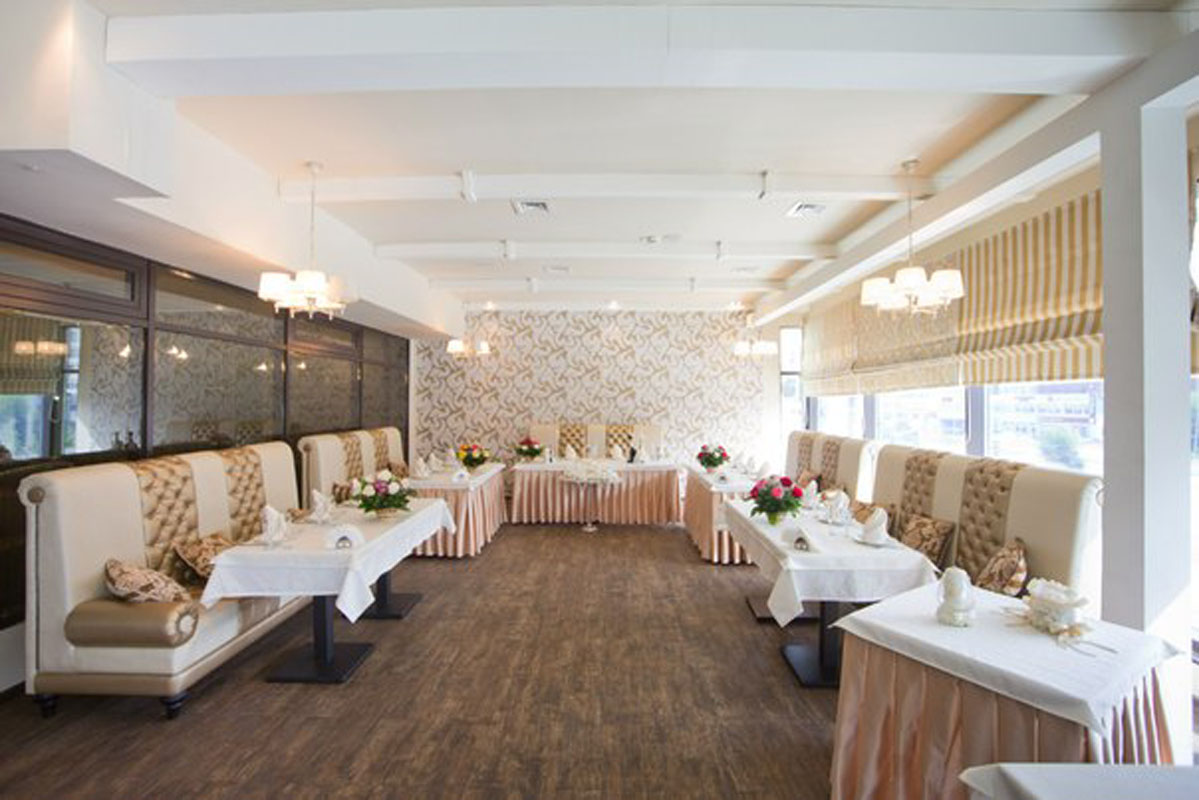 Зал на 50 человек — Гриль бар Дружба