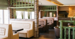 Зал на 100 человек