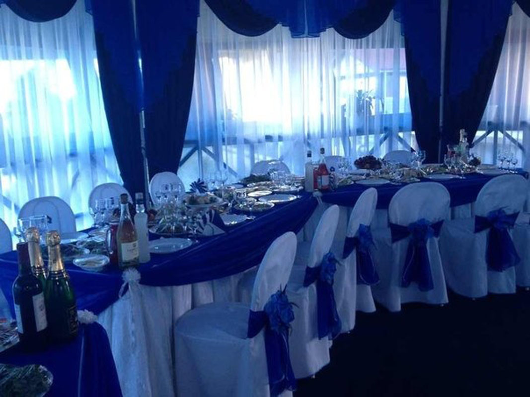 Кафе Дельфин — Зал на 40 человек, фото банкетного зала