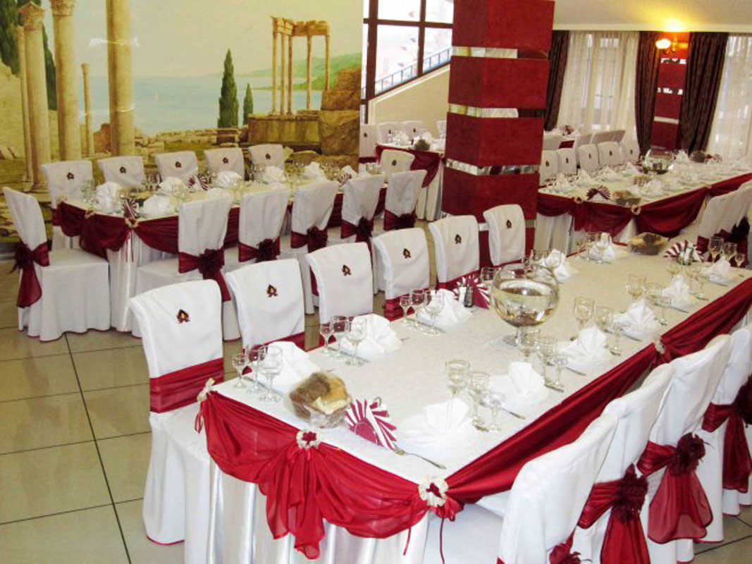 Зал на 110 человек — Кафе Дельфин