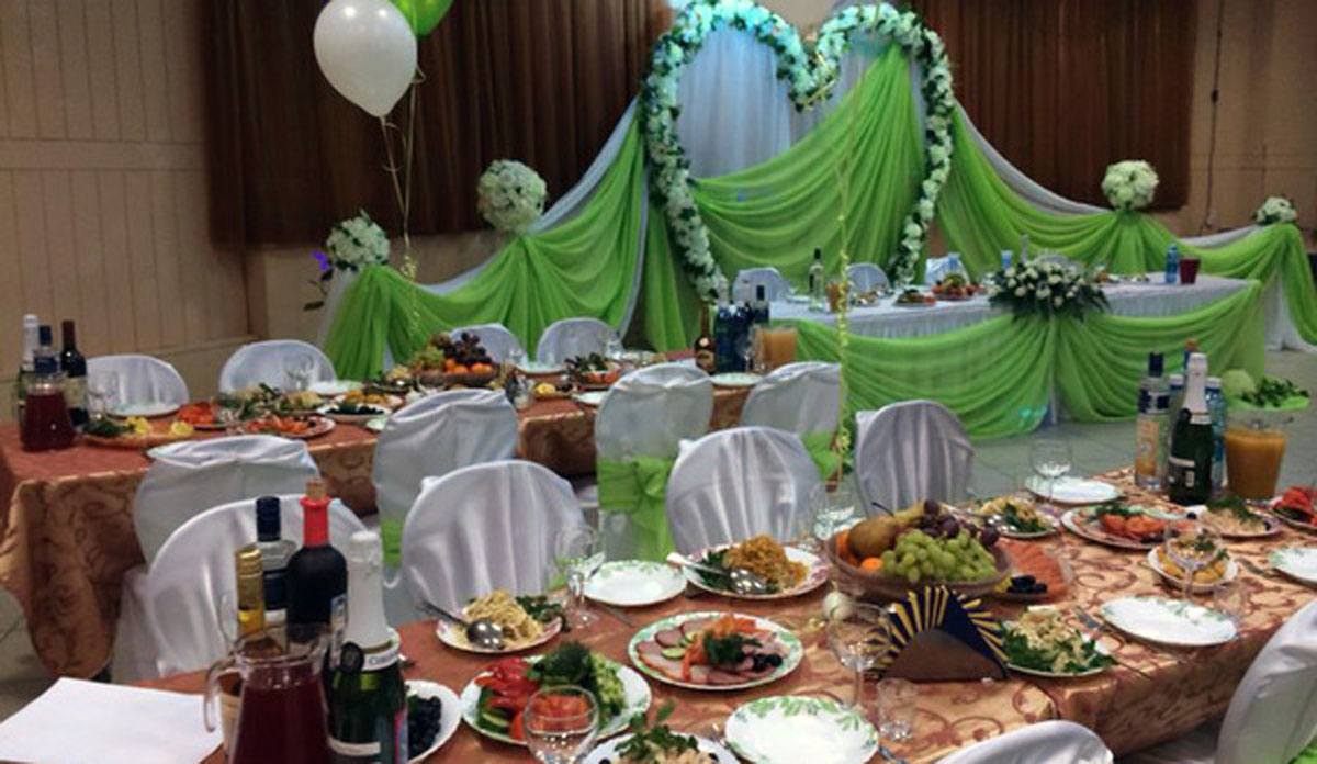 Основной зал — Связь