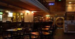 Основной зал