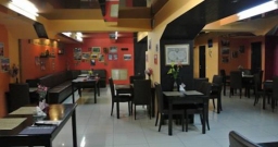 Основной зал