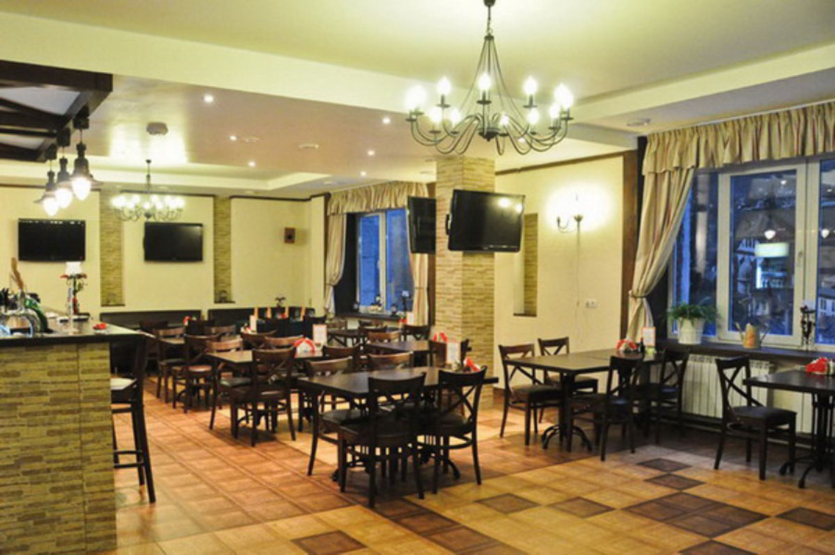 Основной зал — Ассоль