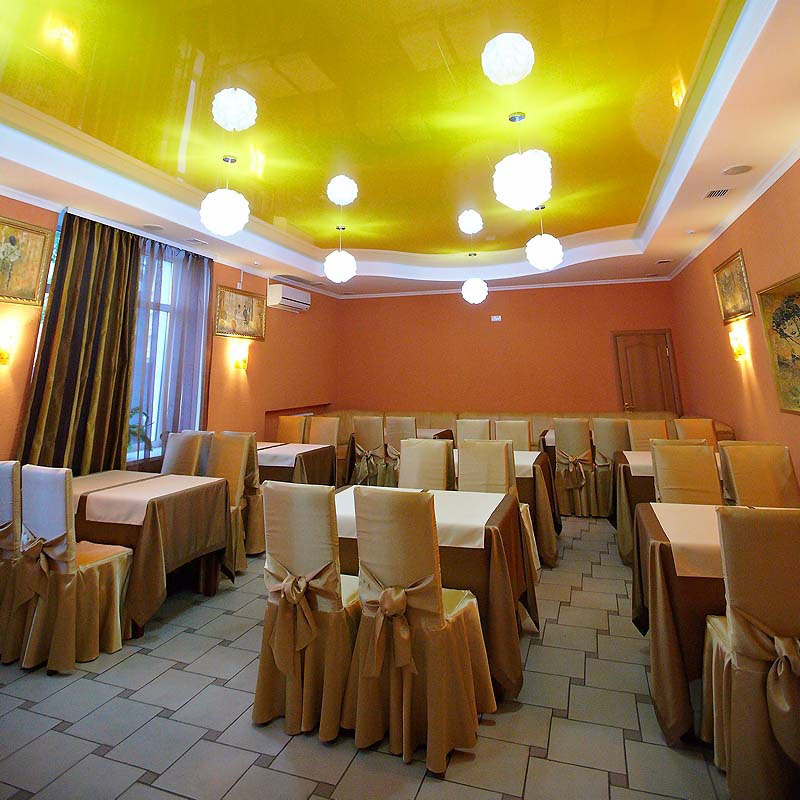 Основной зал — Queen Cake