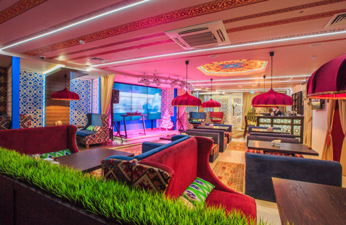 Зал на 60 человек — Халат