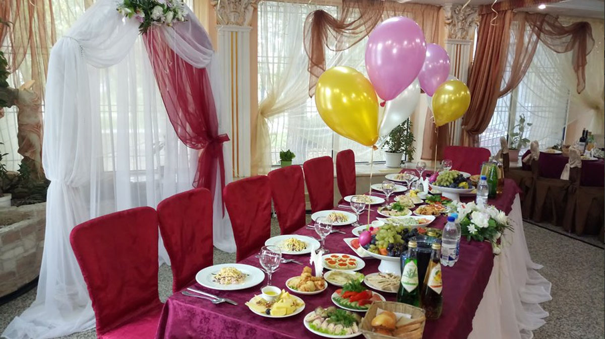 Зал на 110 человек — Троя