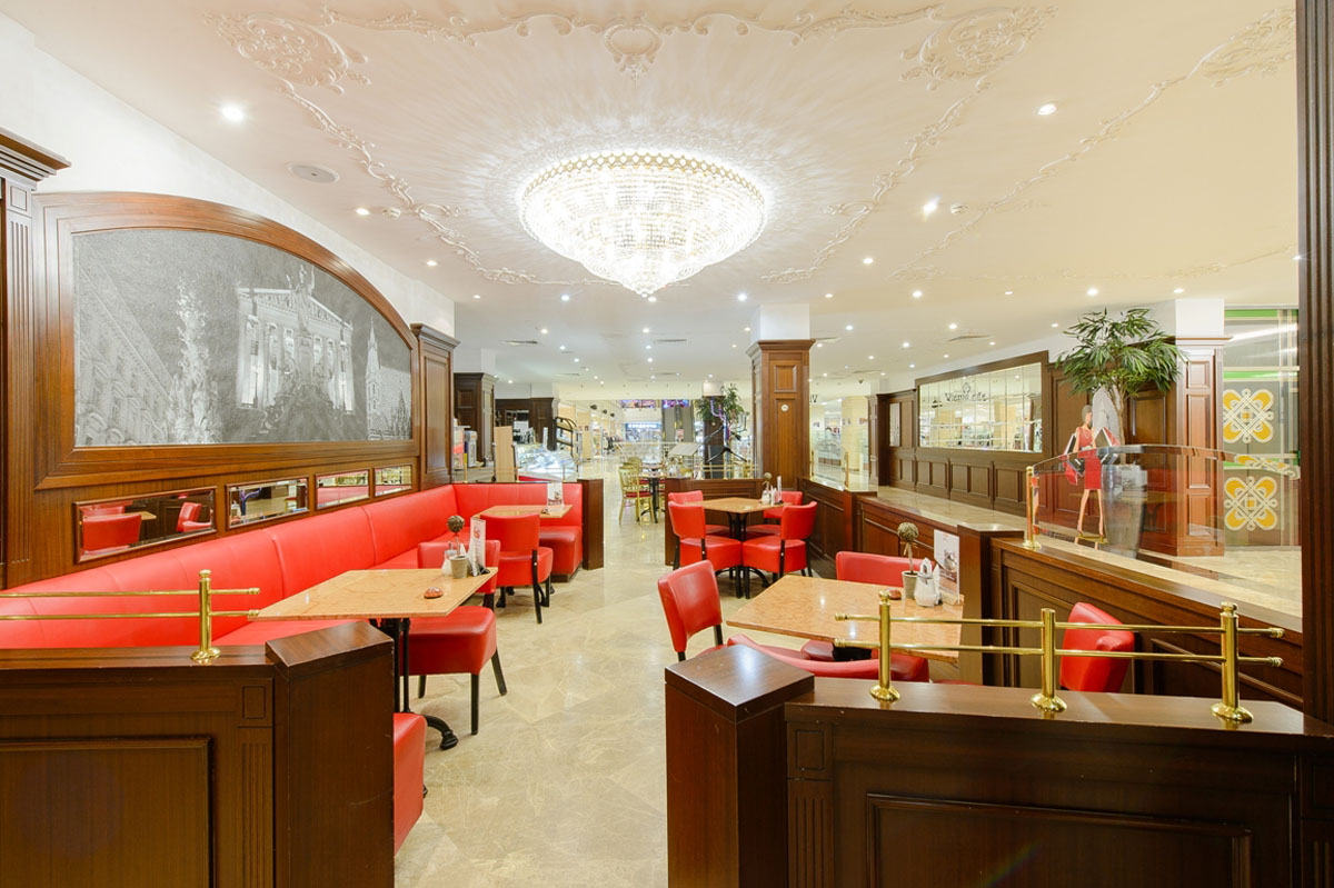 Основной зал — Венское кафе