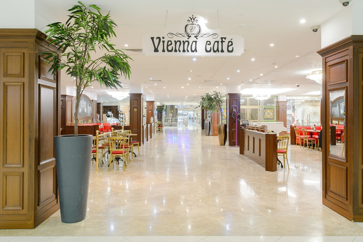 Основной зал — Венское кафе