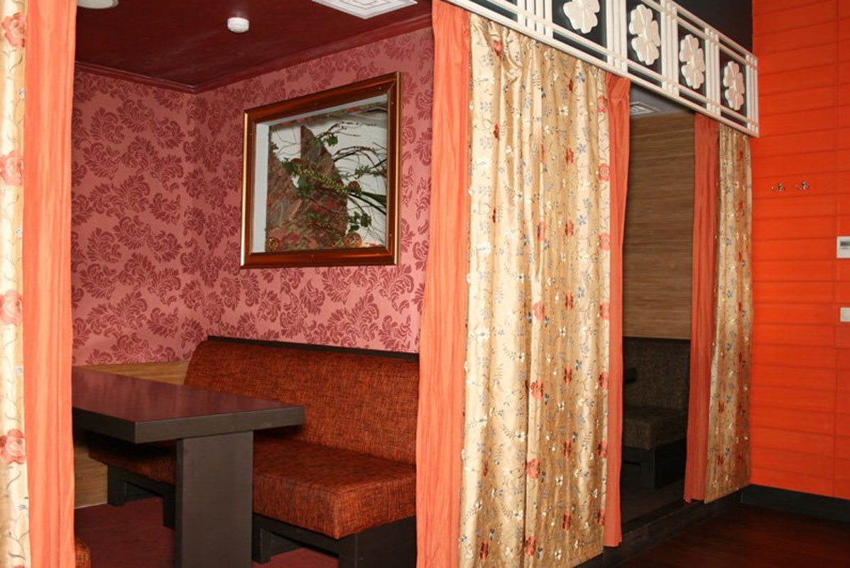 Основной зал — Йохо на улице Декабристов