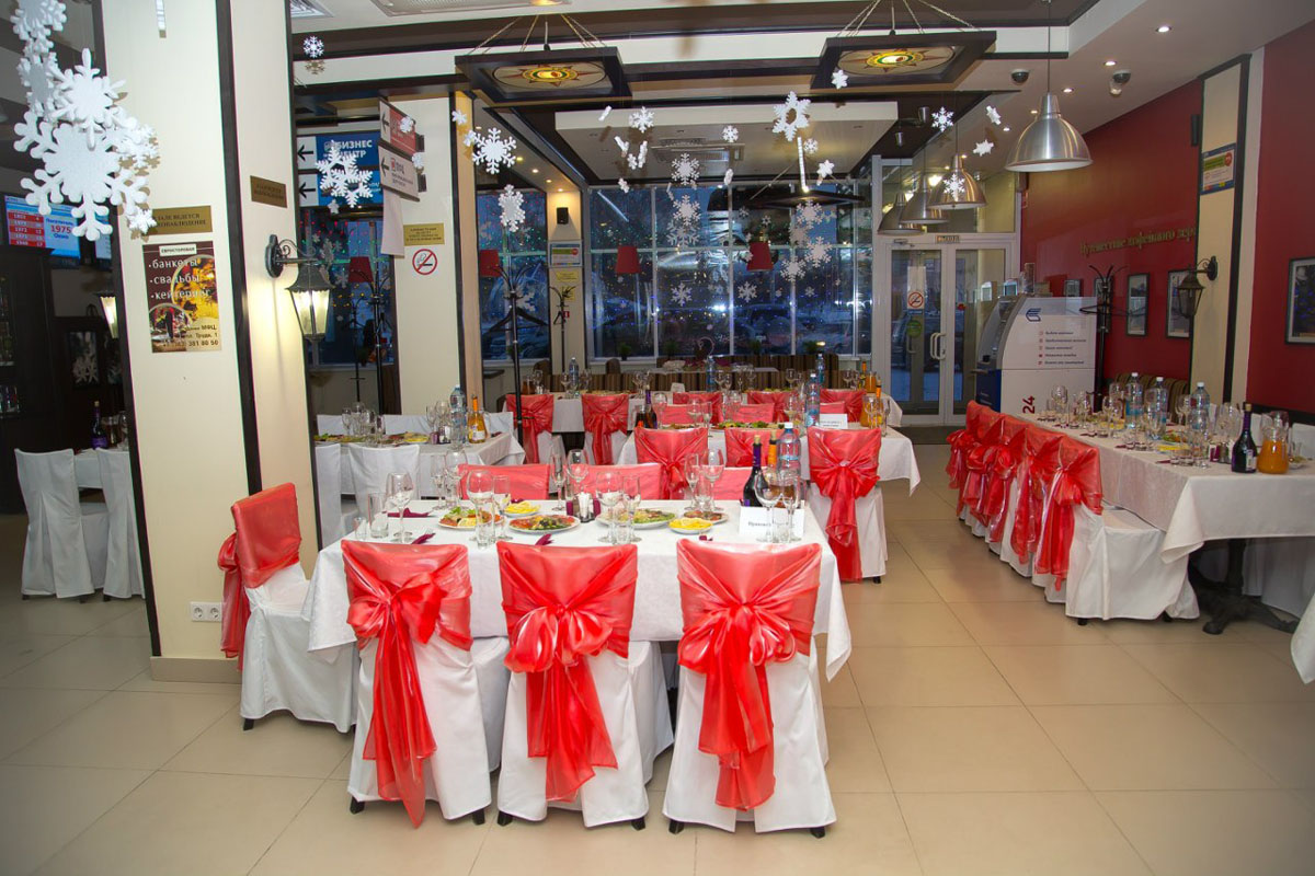 Основной зал — Cafe Prego