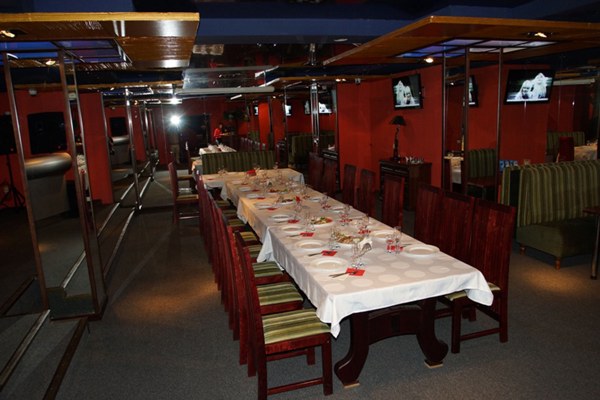 Зал на 40 человек — подробнее о зале