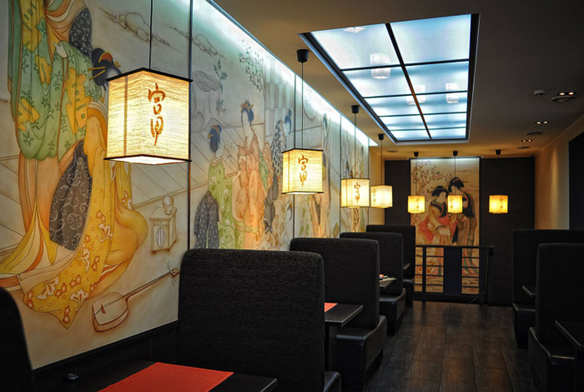 Зал на 25 человек — Японка