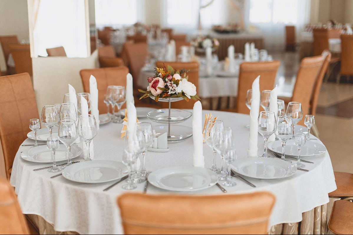 Зал на 200 человек — Валенсия на Габишева