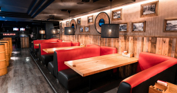 Караоке-зал