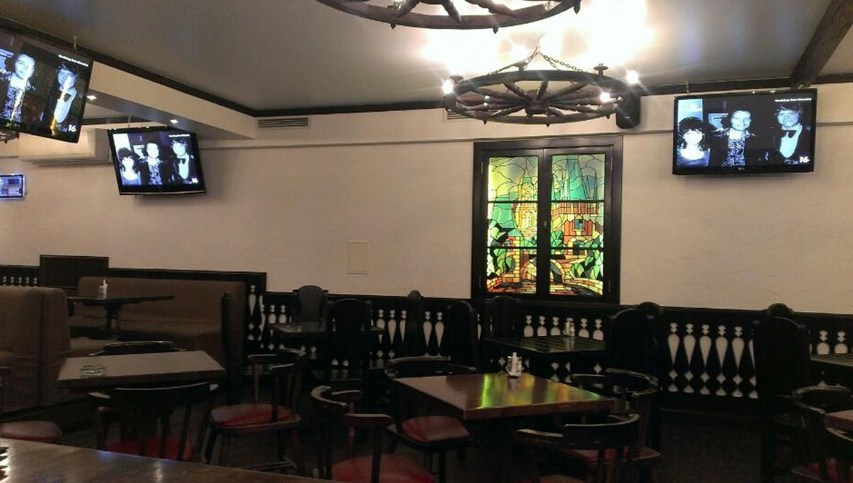 Основной зал — Мюнхенский дворик