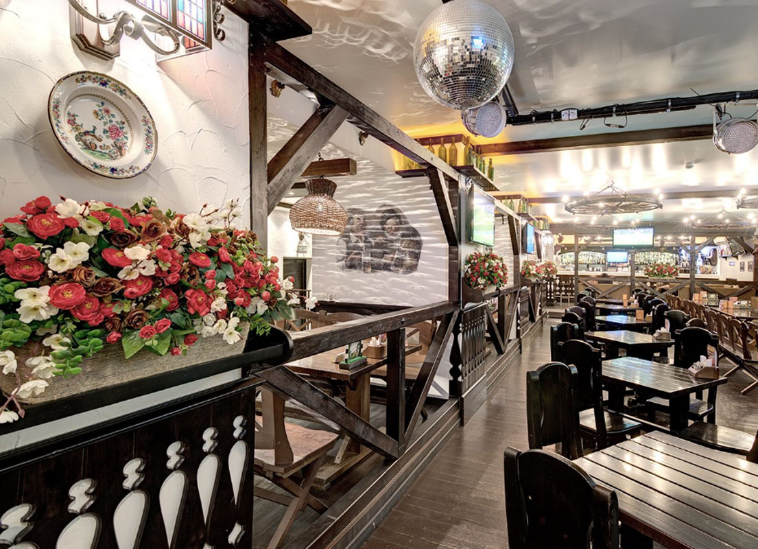 Основной зал — Мюнхенский дворик