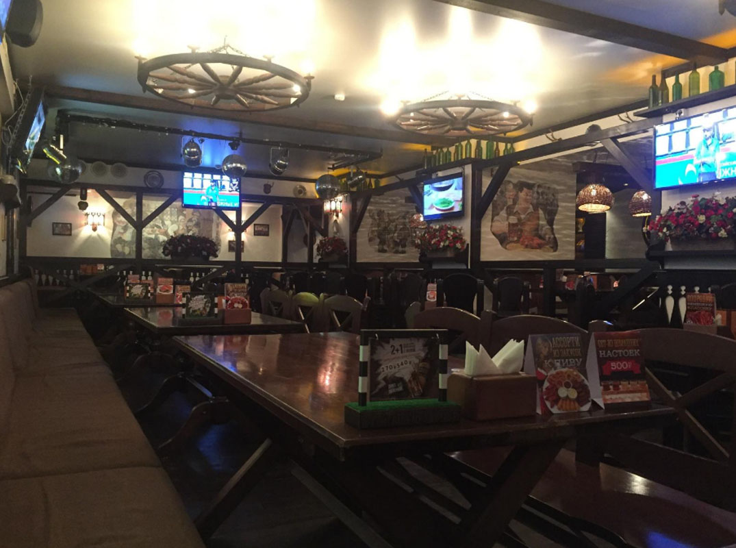 Основной зал — Мюнхенский дворик