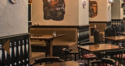 Основной зал