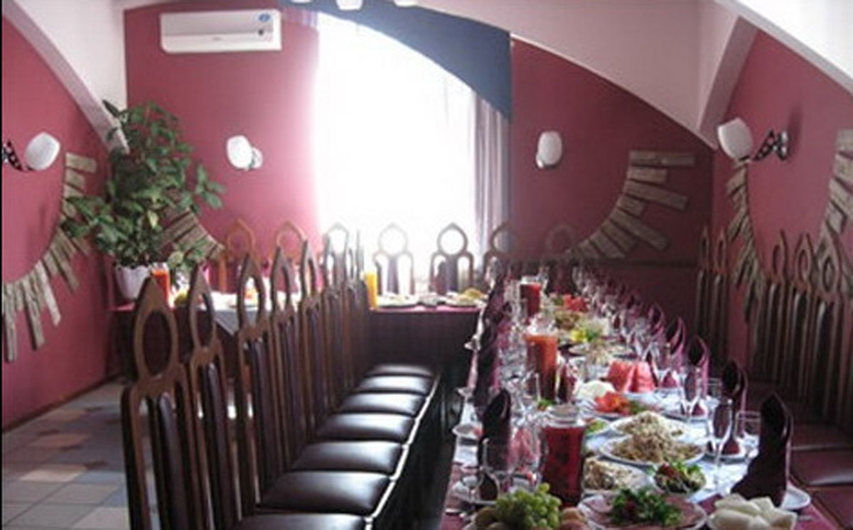 Зал на 30 человек — Кафе Альпари