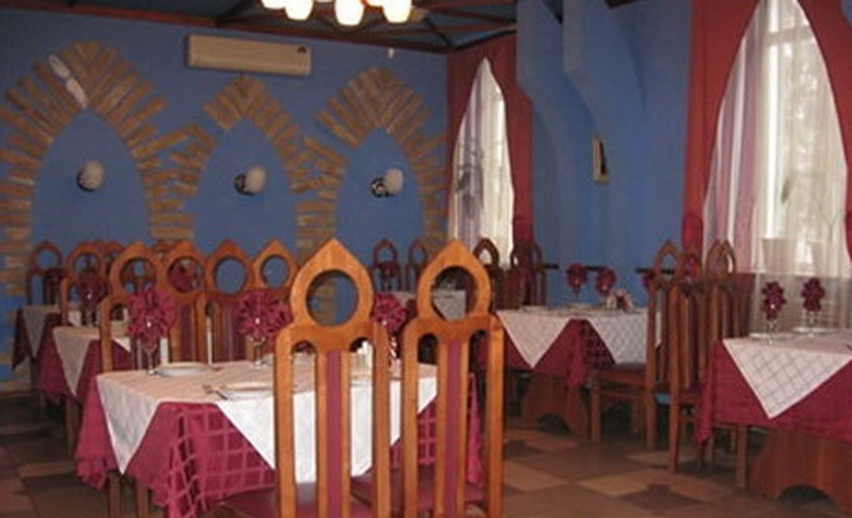 Зал на 80 человек — банкетный зал Кафе Альпари, фото