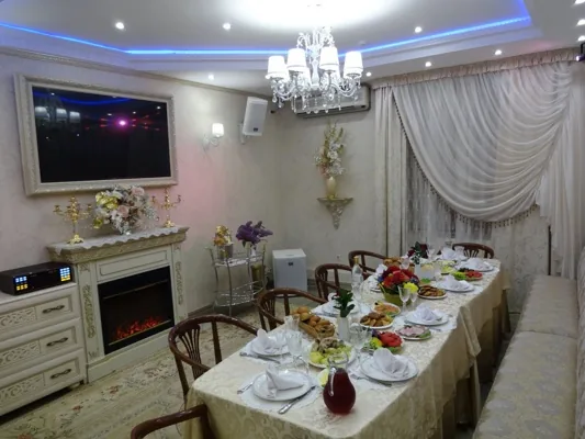 Основной зал