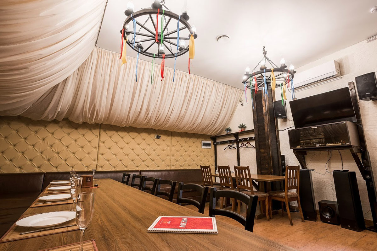 Основной зал