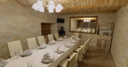 Основной зал — интерьер зала