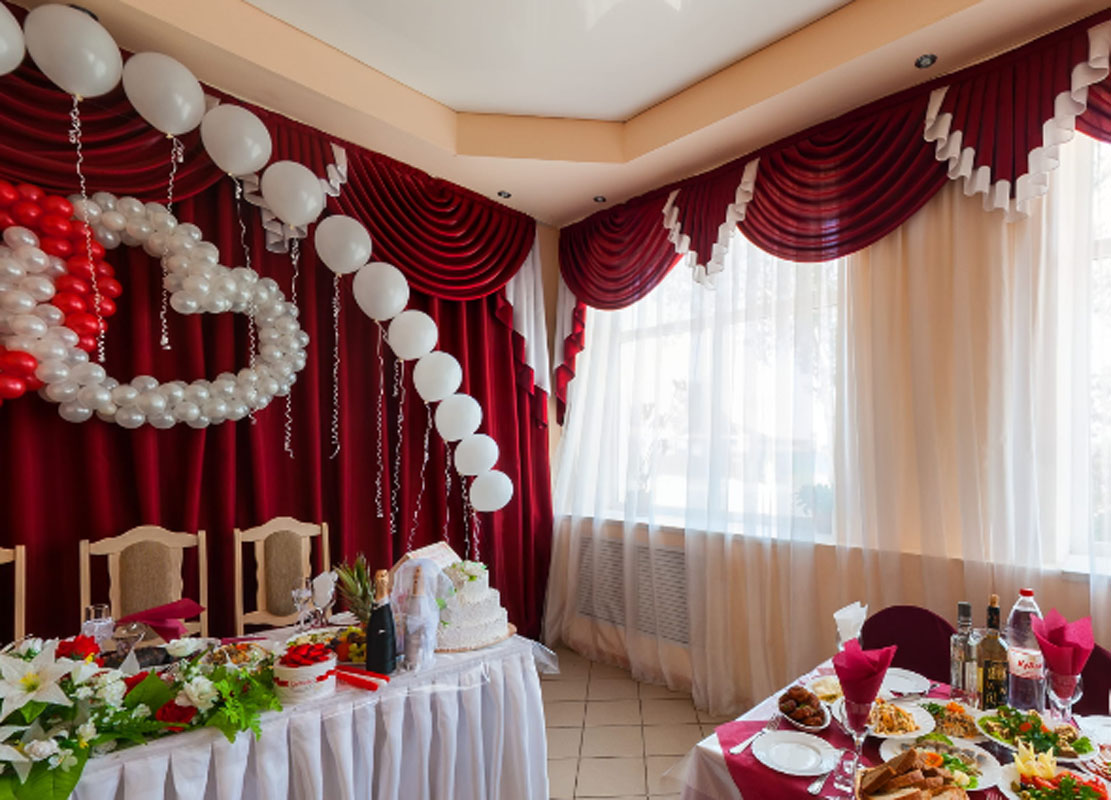 Основной зал