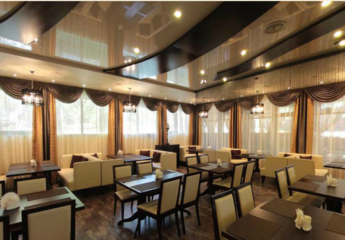 Зал на 100 человек — Кумир