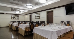 Основной зал